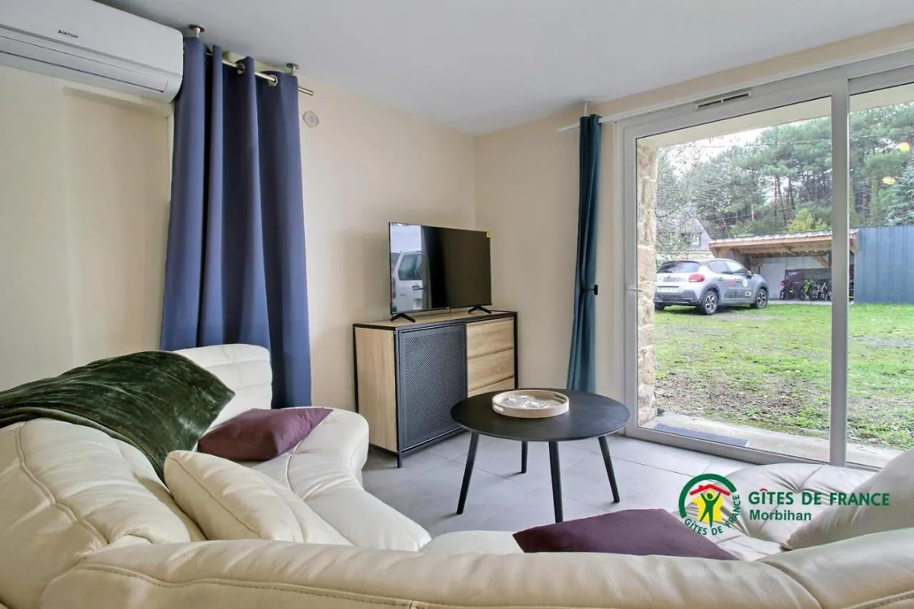 Holiday home Au Charme Des Bois Villa Plouhinec