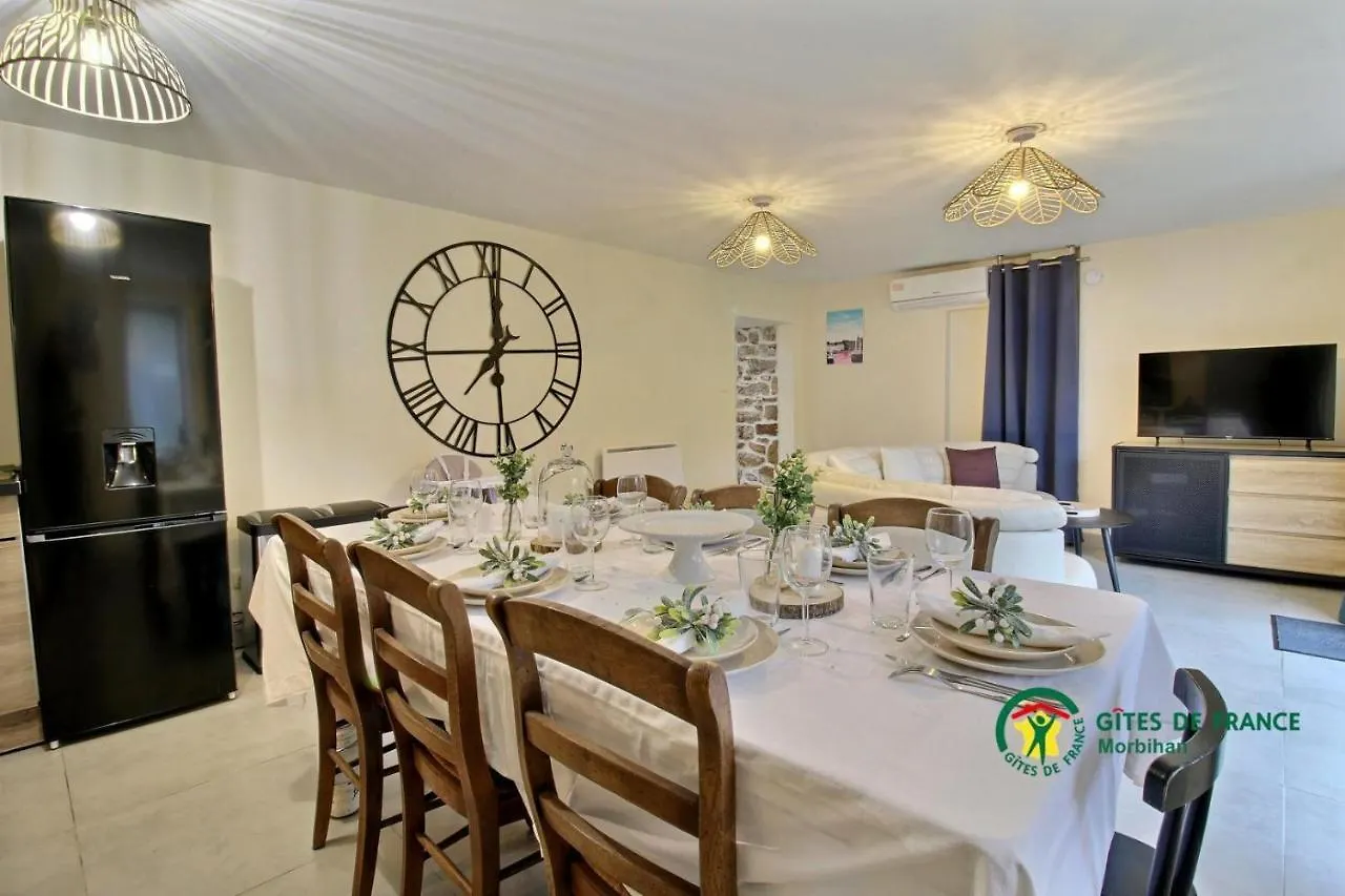 Au Charme Des Bois Villa Plouhinec  Holiday home Plouhinec (Morbihan)