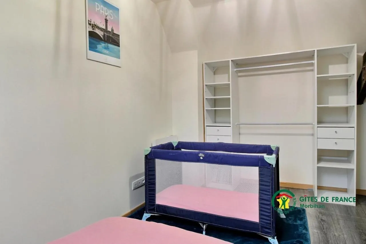 Holiday home Au Charme Des Bois Villa Plouhinec